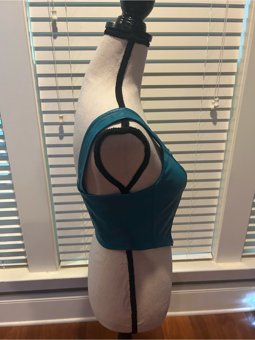 Simply Jules Faux Leather Teal Corset Crop Top size M - Picture 3 of 8